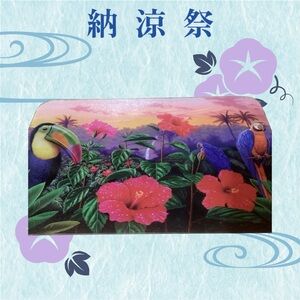 Beautiful Tempered Glass Cutting or Charcuterie Board. Measures 15 1/2 X12”.